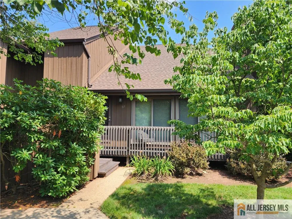 117 Kingsberry Drive Franklin, NJ 08873