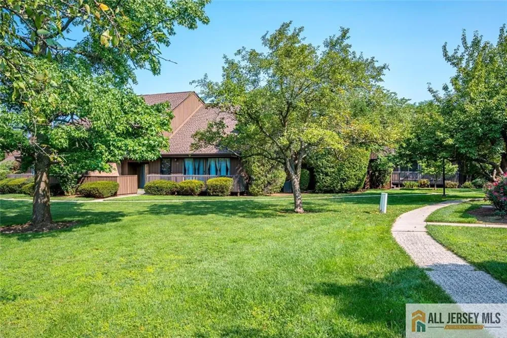 117 Kingsberry Drive Franklin, NJ 08873