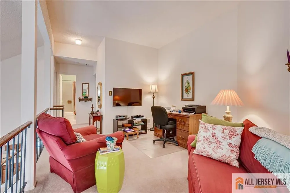 117 Kingsberry Drive Franklin, NJ 08873