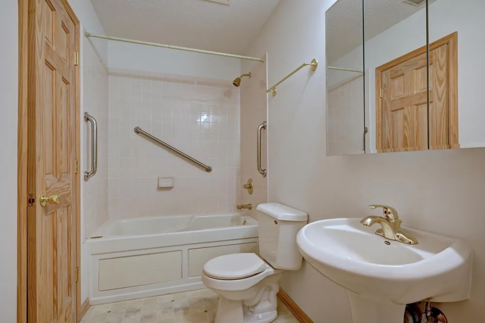 13637 Pierce Street NE Ham Lake, MN 55304