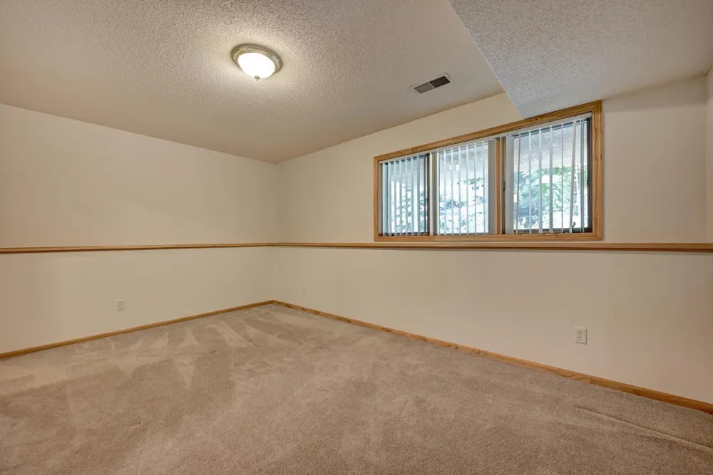 13637 Pierce Street NE Ham Lake, MN 55304