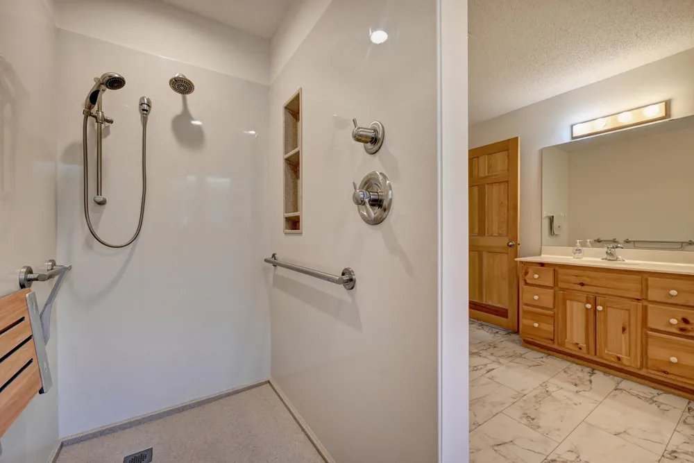 13637 Pierce Street NE Ham Lake, MN 55304