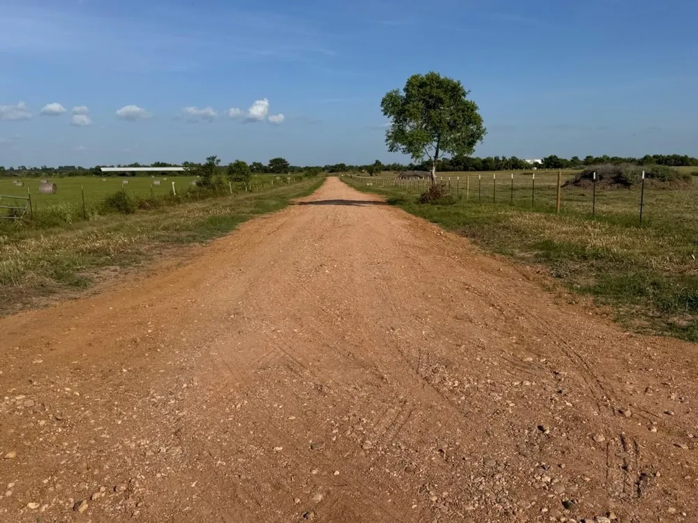 1 Kveton Road Cat Spring, TX 78933