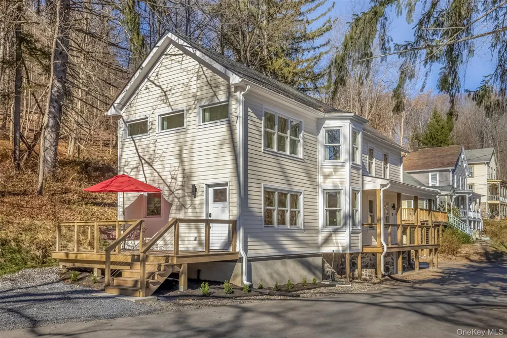20 Campbell Street Rosendale, NY 12472