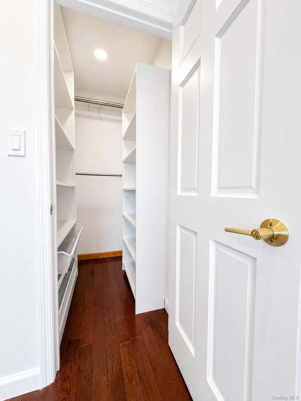 3749 81st Street #7D Jackson Heights, NY 11372