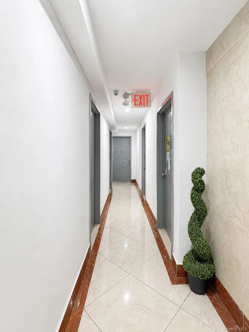 3749 81st Street #7D Jackson Heights, NY 11372