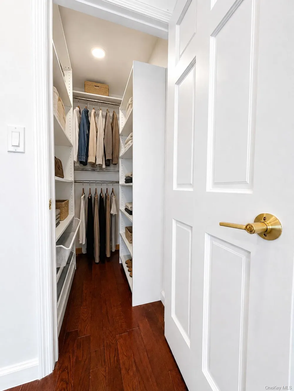 3749 81st Street #7D Jackson Heights, NY 11372