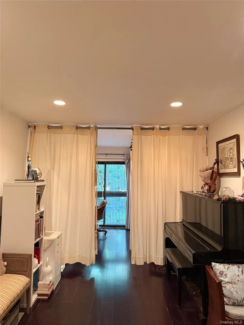 303 121st Street #116 College Point, NY 11356
