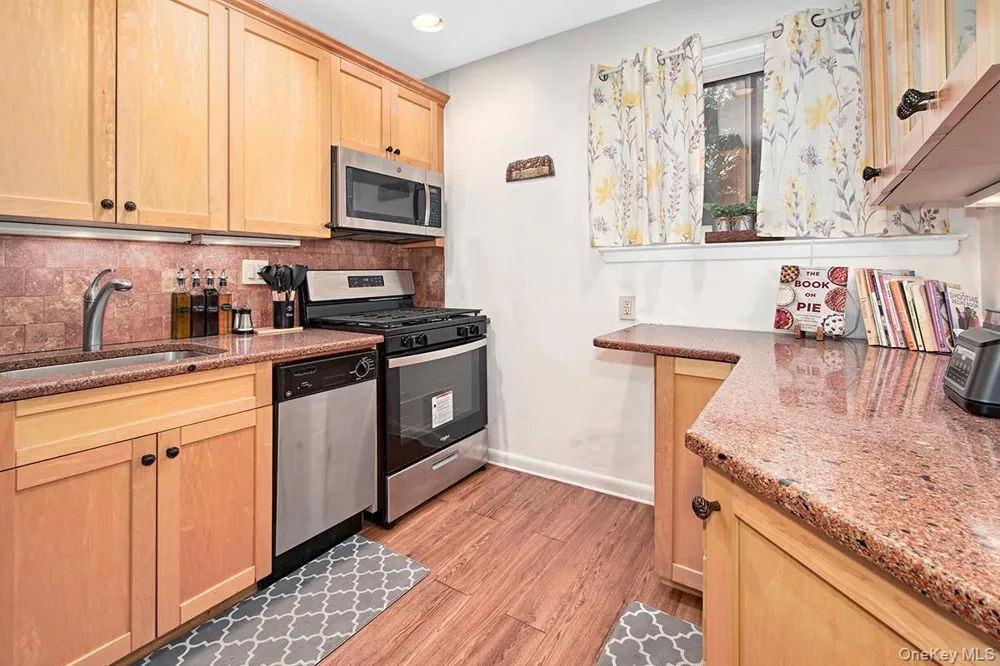 70 West Street #C9 Harrison, NY 10528