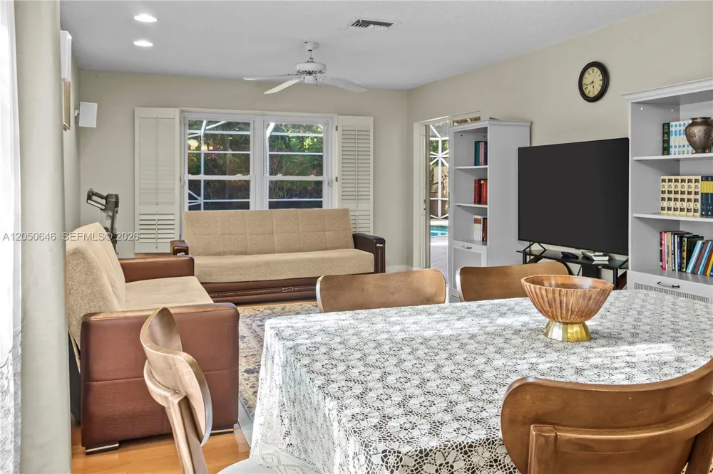 6885 NW 75th Pl #6885 Parkland, FL 33067