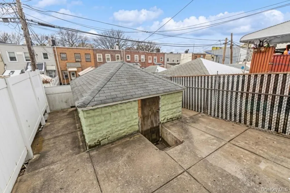 51-30 47th Street Woodside, NY 11377