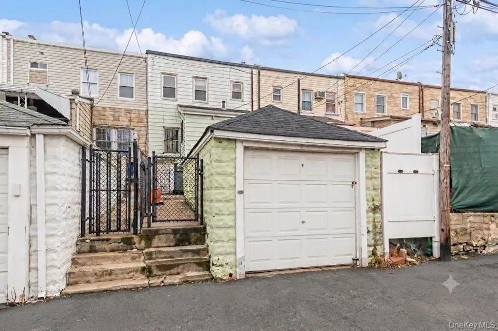 51-30 47th Street Woodside, NY 11377
