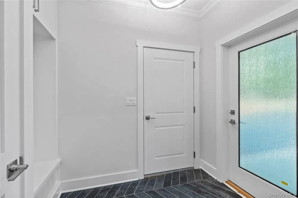 567 King Street Port Chester, NY 10573