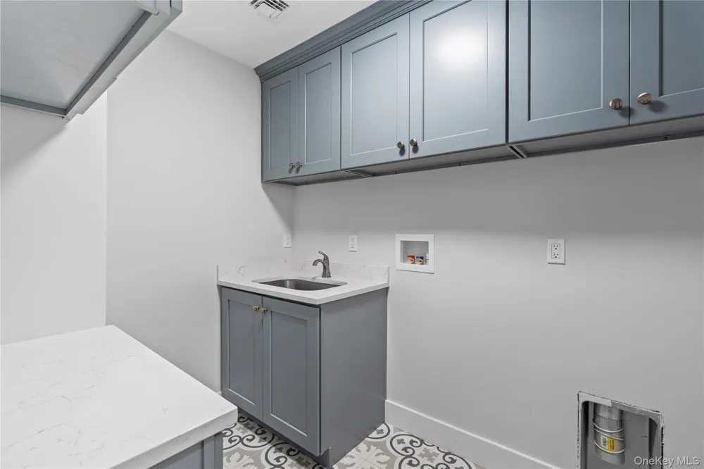567 King Street Port Chester, NY 10573