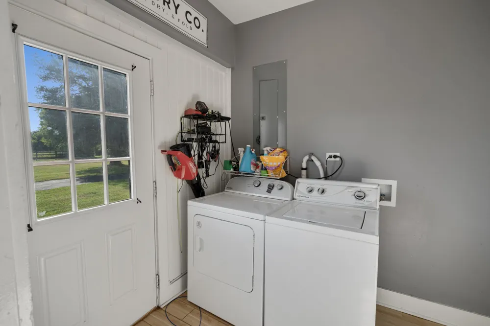 4525 Highway 231 S Castalian Springs, TN 37031