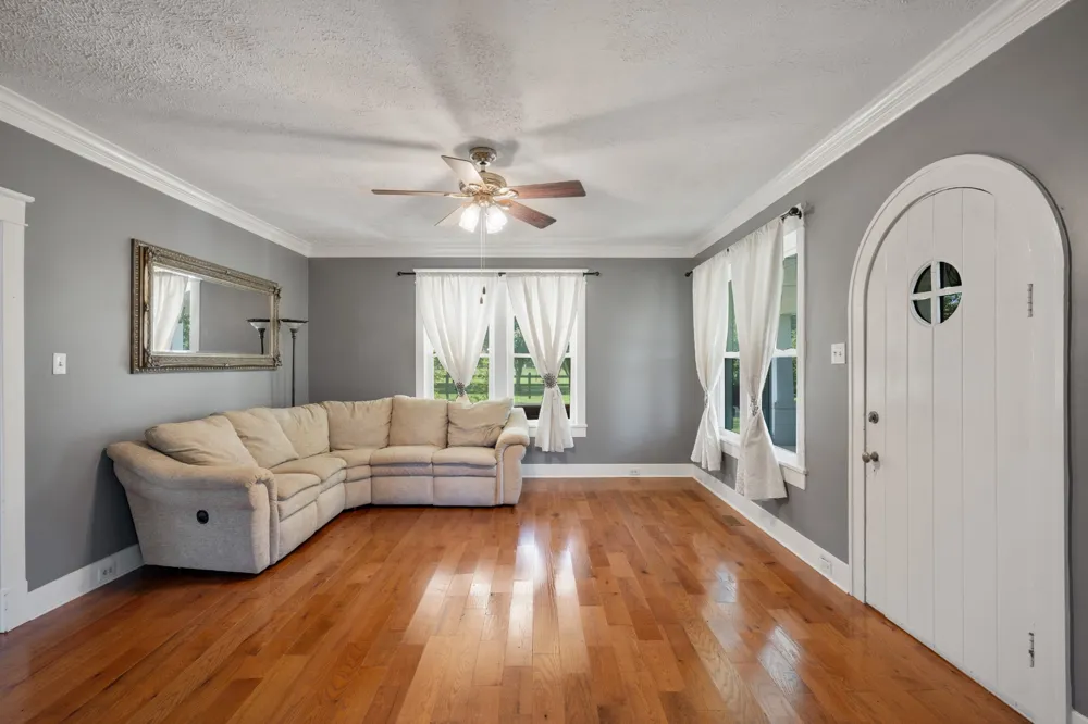 4525 Highway 231 S Castalian Springs, TN 37031