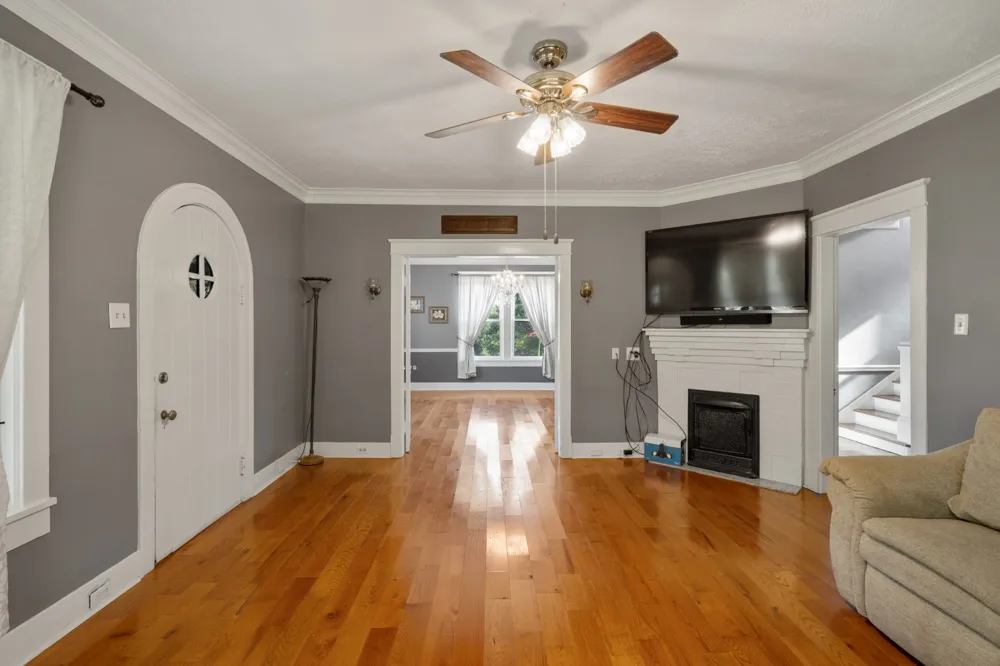4525 Highway 231 S Castalian Springs, TN 37031