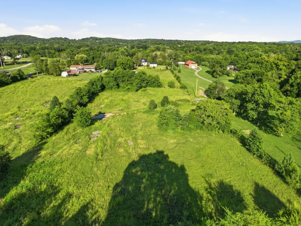 4525 Highway 231 S Castalian Springs, TN 37031