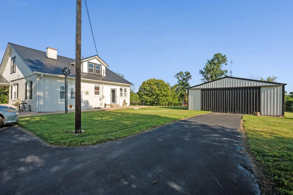 4525 Highway 231 S Castalian Springs, TN 37031