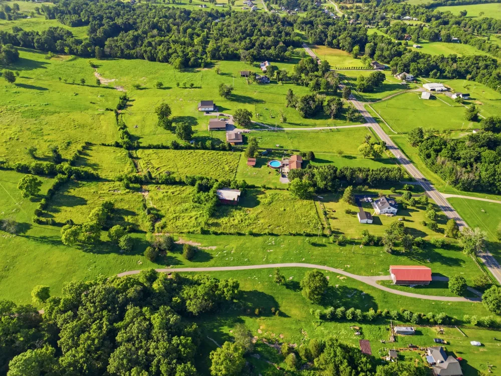 4525 Highway 231 S Castalian Springs, TN 37031