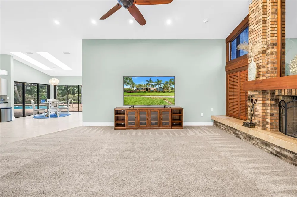 2837 SABER DRIVE Clearwater, FL 33759