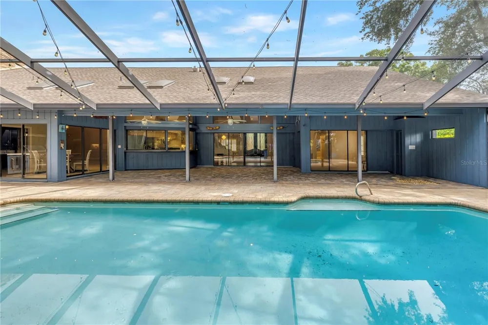 2837 SABER DRIVE Clearwater, FL 33759