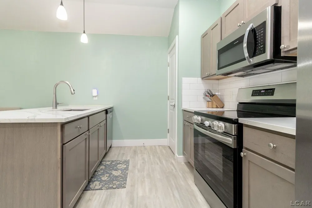 2019 Green Acres Drive Adrian City, MI 49221