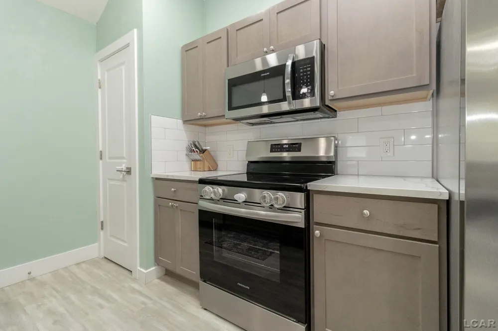 2019 Green Acres Drive Adrian City, MI 49221
