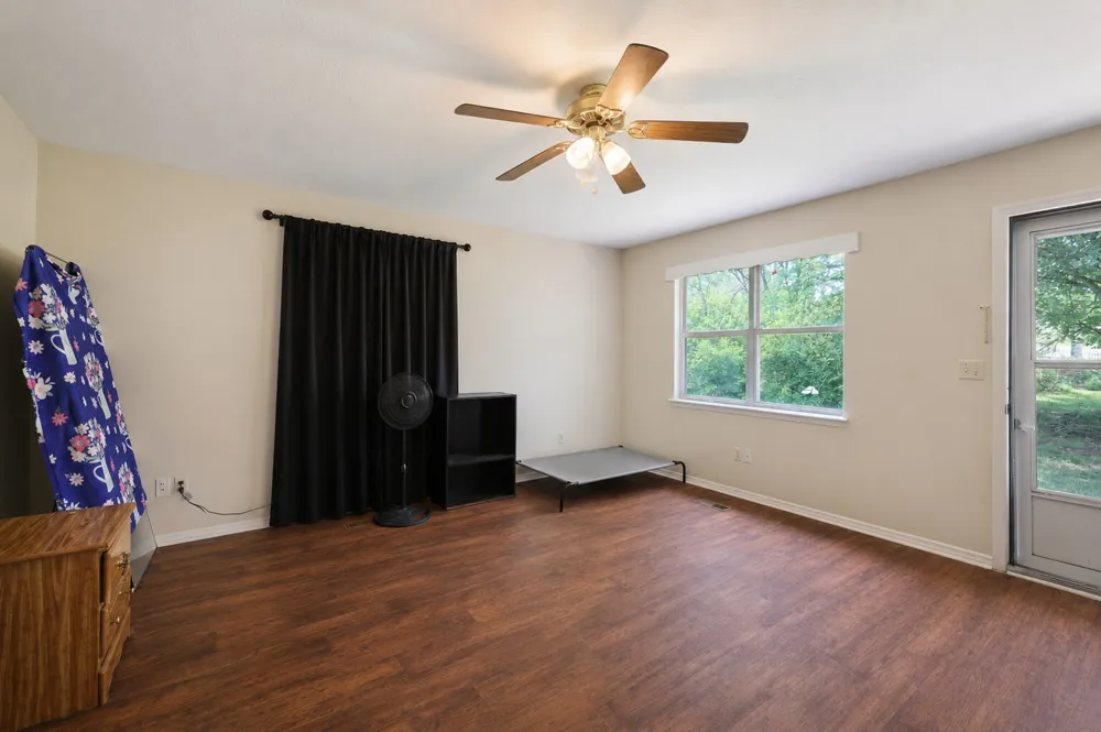 4924 Jacksboro Rd Morrison, TN 37357