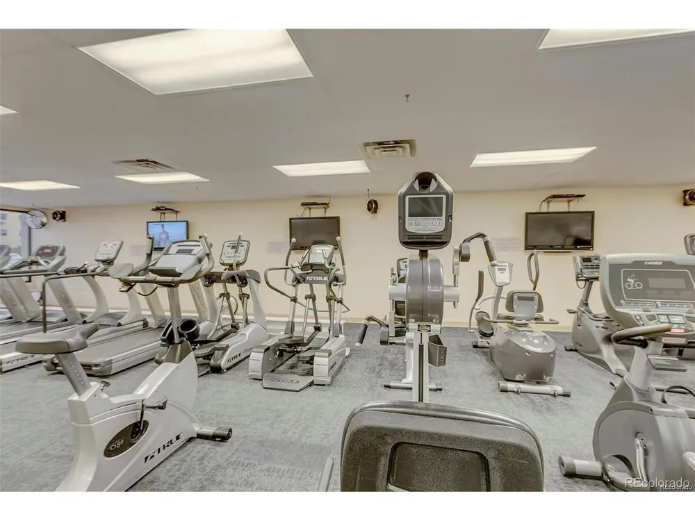 615 S Alton Way #10D Denver, CO 80247