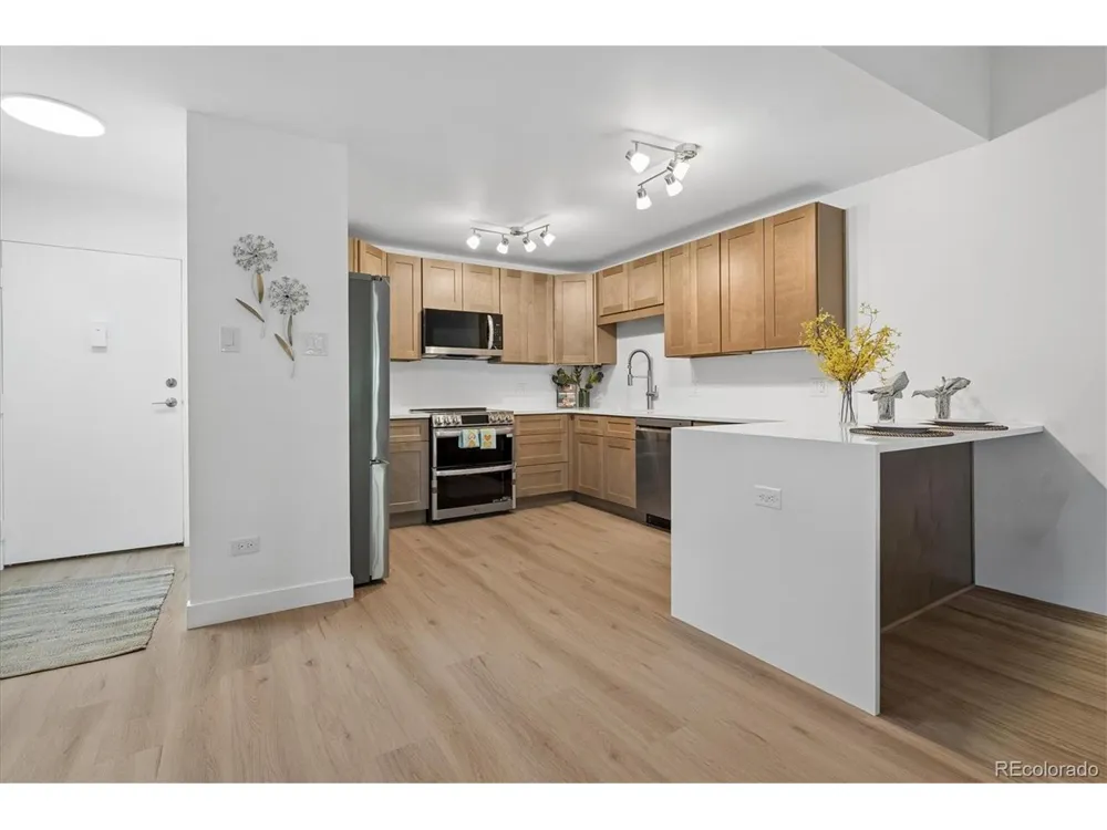 615 S Alton Way #10D Denver, CO 80247
