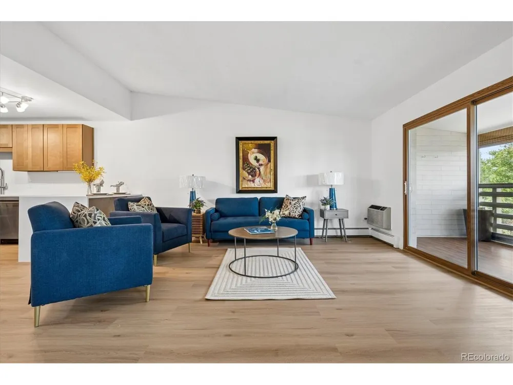 615 S Alton Way #10D Denver, CO 80247