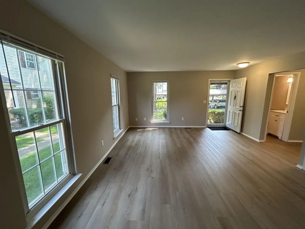 3288 Alpine Drive Ann Arbor, MI 48108