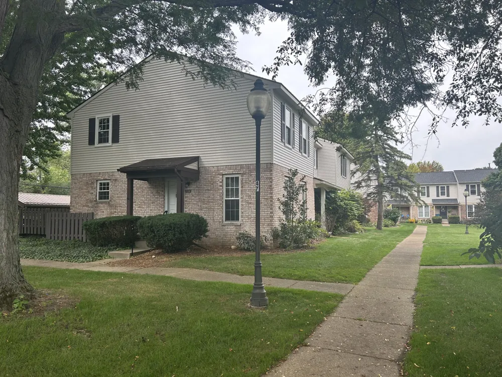 3288 Alpine Drive Ann Arbor, MI 48108