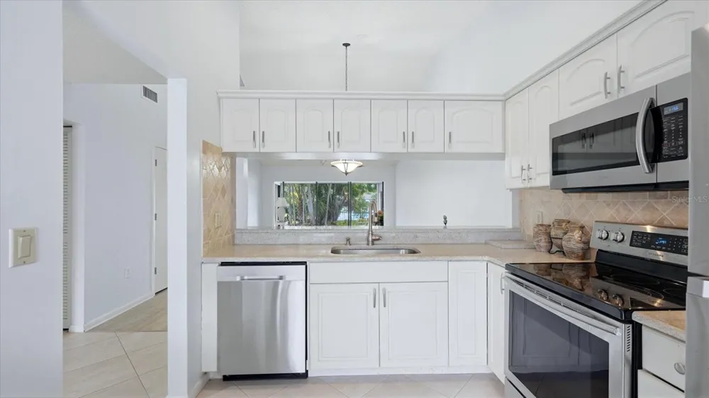 5350 MYRTLE #48 Sarasota, FL 34235
