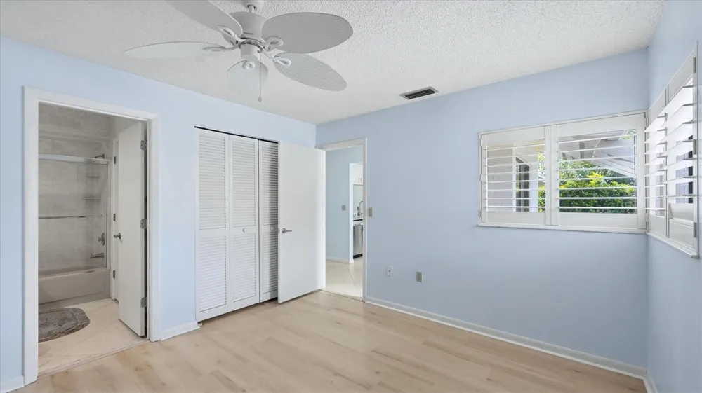 5350 MYRTLE #48 Sarasota, FL 34235