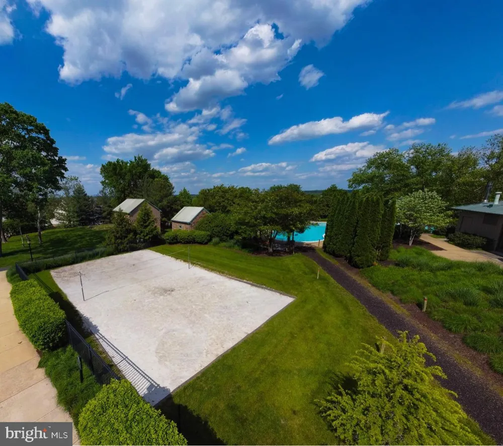 43261 OVERVIEW PLACE Leesburg, VA 20176