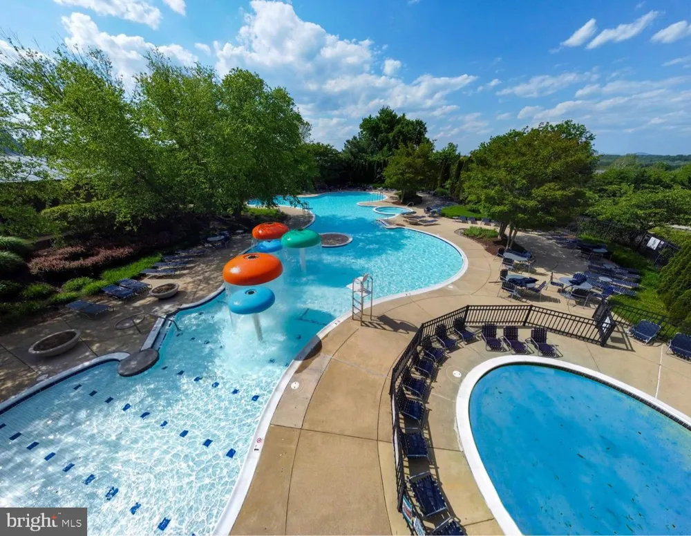 43261 OVERVIEW PLACE Leesburg, VA 20176