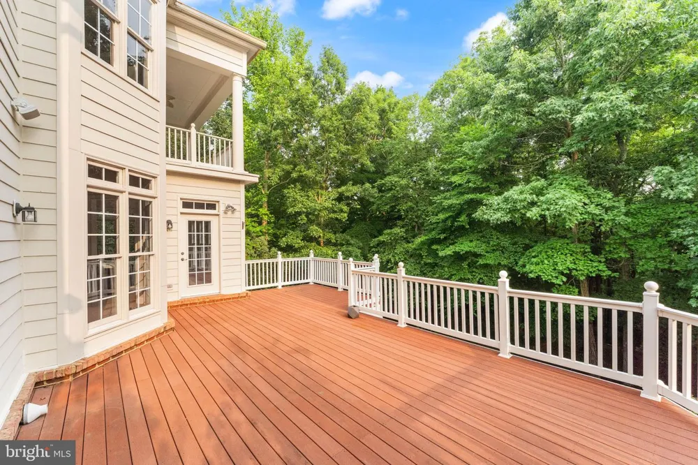 43261 OVERVIEW PLACE Leesburg, VA 20176