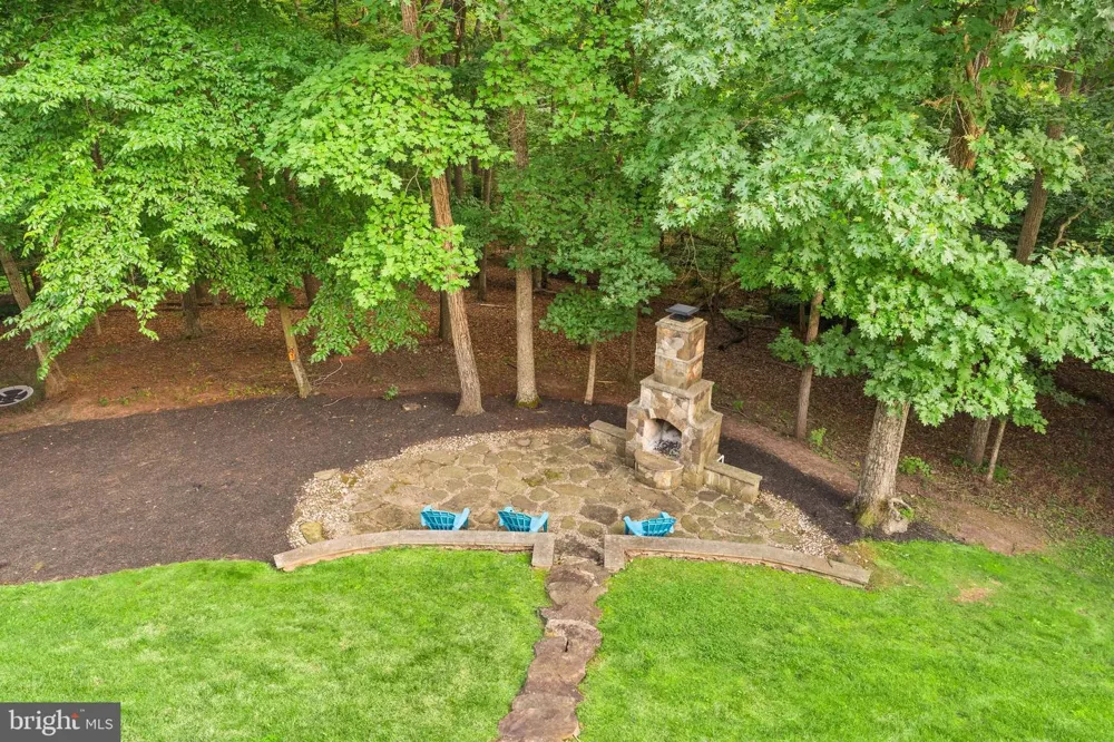 43261 OVERVIEW PLACE Leesburg, VA 20176