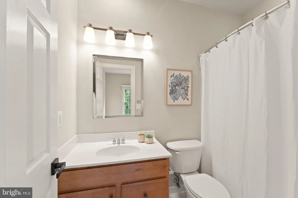 43261 OVERVIEW PLACE Leesburg, VA 20176