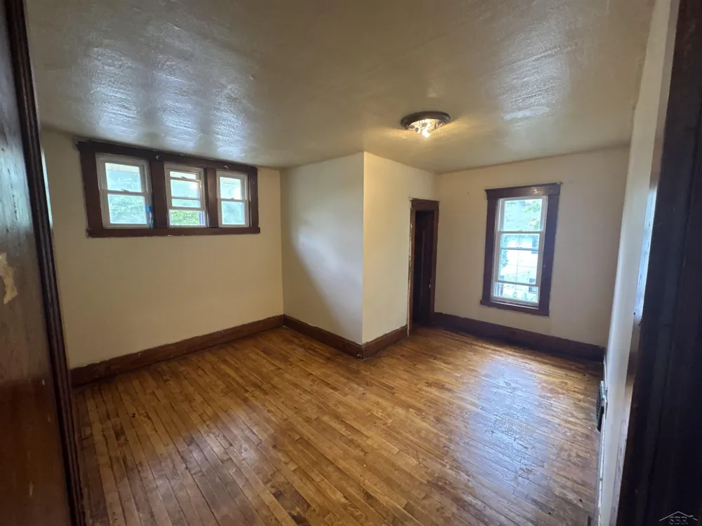 412 S 15th Street Saginaw City, MI 48601