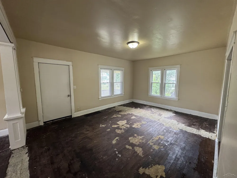412 S 15th Street Saginaw City, MI 48601