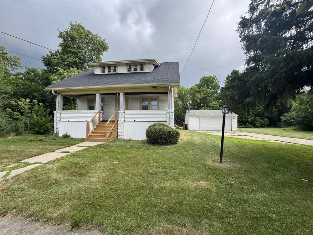 412 S 15th Street Saginaw City, MI 48601