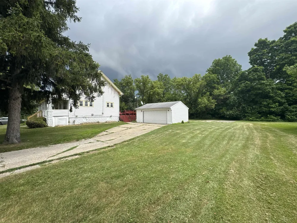 412 S 15th Street Saginaw City, MI 48601