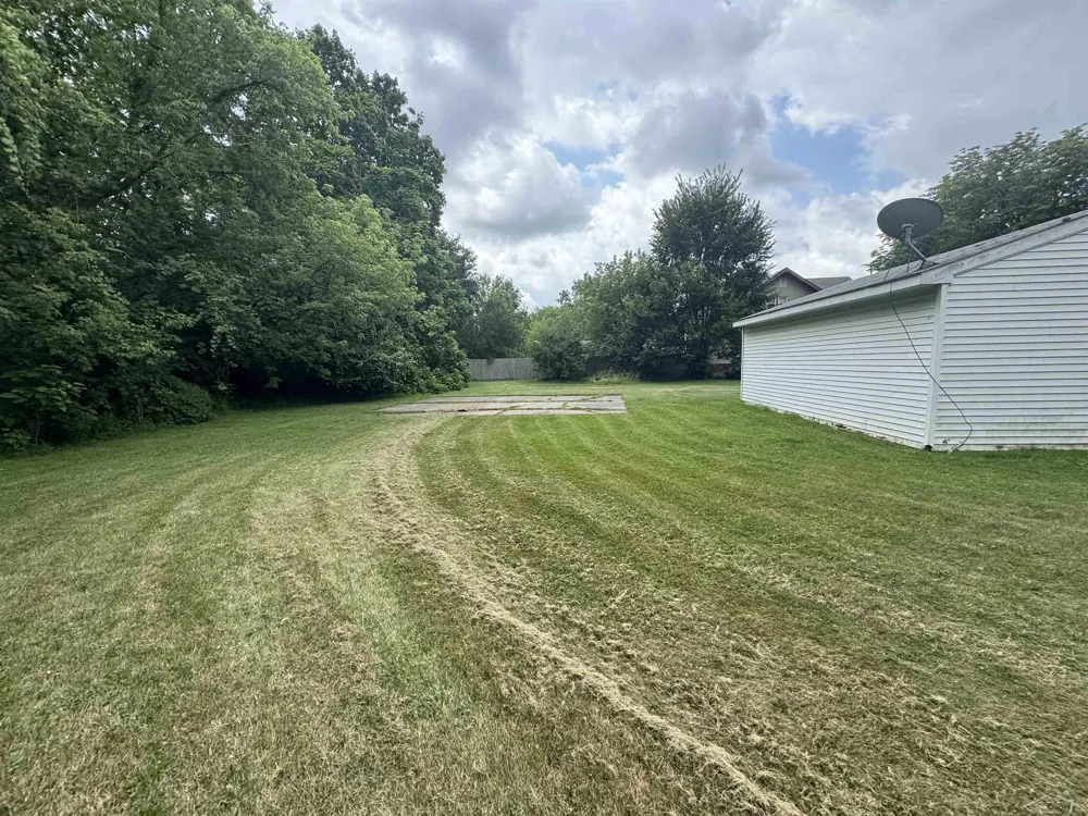 412 S 15th Street Saginaw City, MI 48601