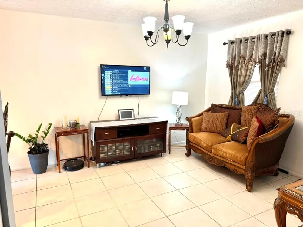 69 S MARBRISA WAY Kissimmee, FL 34743