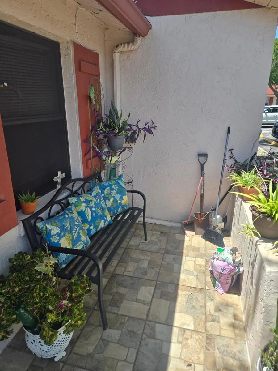 69 S MARBRISA WAY Kissimmee, FL 34743