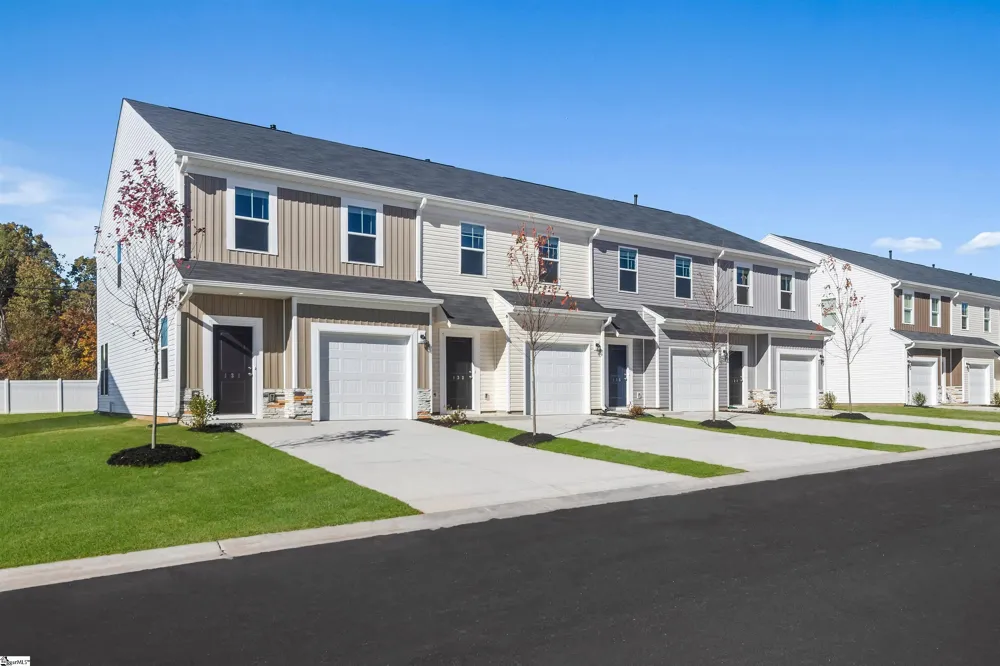 305 Abingdon Way Greer, SC 29651