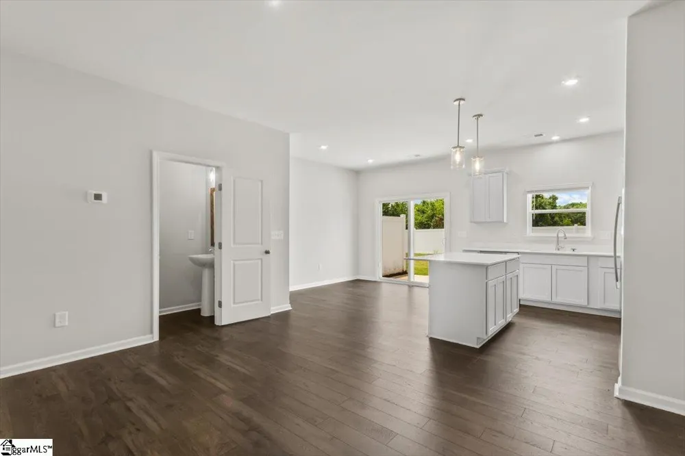 305 Abingdon Way Greer, SC 29651
